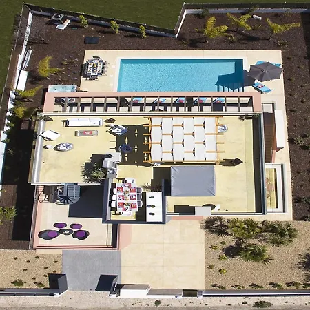 Villa In Armacao De Pera With Sea Views & Pool Armacao de Pera