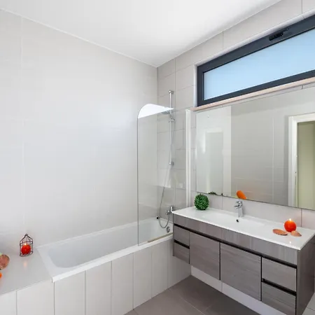 Villa In Armacao De Pera With Sea Views & Pool Villa Armacao de Pera